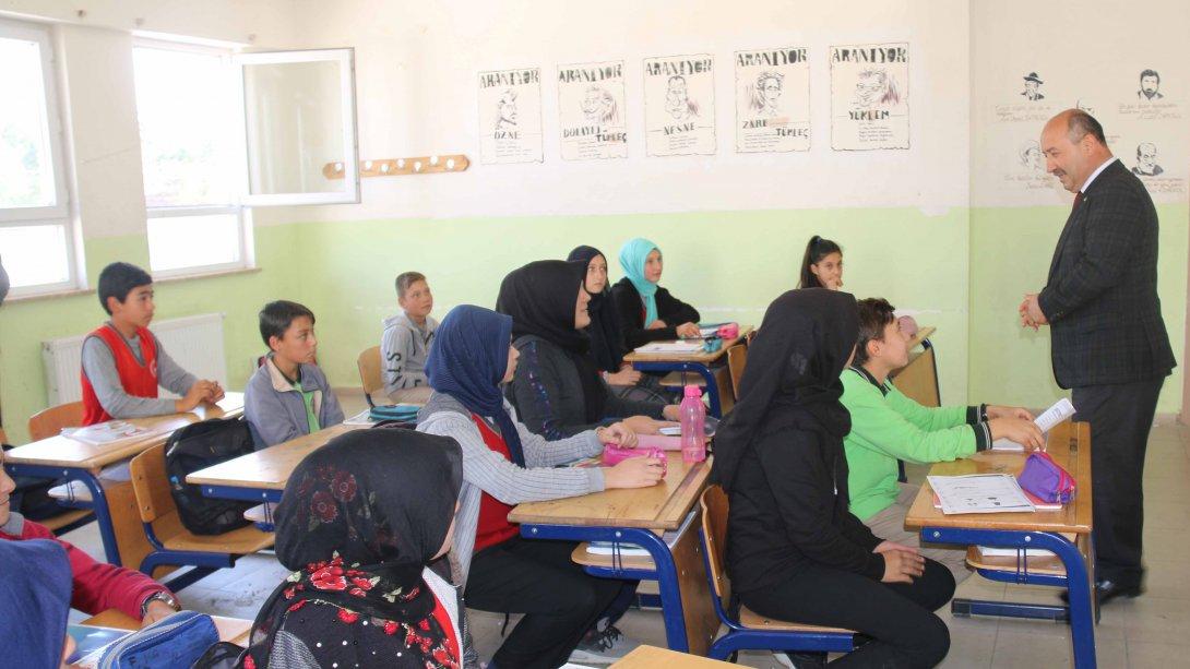 Hasan BAŞYİĞİT'in Seyitömer Ortaokulu Ziyaretleri