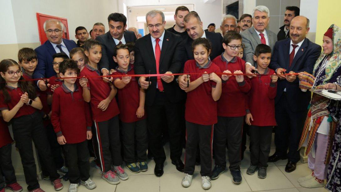 Moymul Ortaokulu Bünyesinde Z-Kütüphane Açılışı Yapıldı