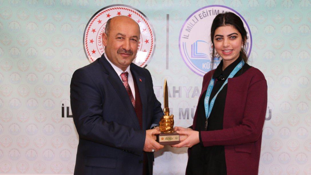 Hasan BAŞYİĞİT, Türkiye Genç Aşçılar Millî Takım Türkiye Birincisi Büşra ŞEN'i Tebrik Etti