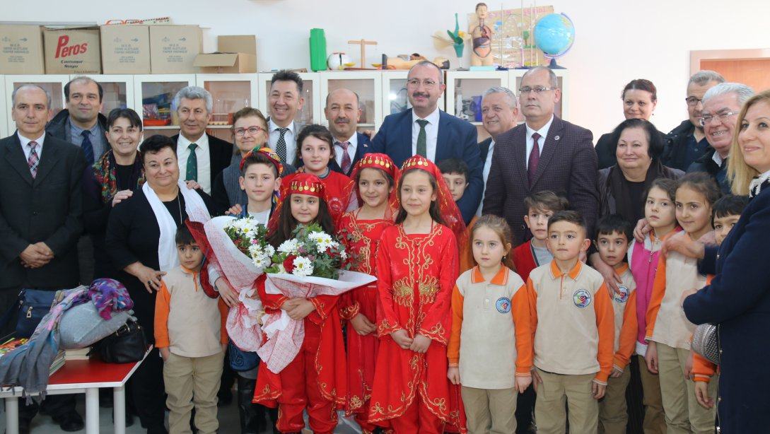 DSi Bölge Müdürü Murat GÜL Seyitömer İlkokulu'na Ziyaret Gerçekleştirdi