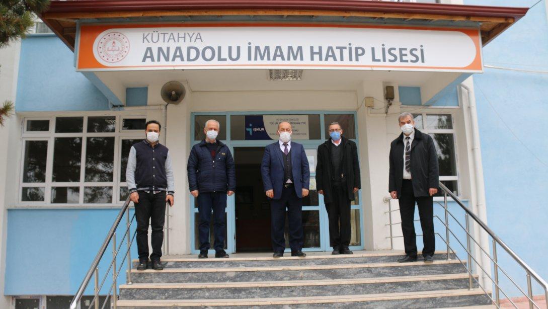 İl Millî Eğitim Müdürümüz Hasan BAŞYİĞİT, Kütahya Anadolu İmam Hatip Lisesini Ziyaret Etti
