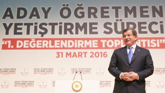 Başbakan Ahmet Davutoğlu: “Sizi sevgi tohumları ekmeye gönderiyoruz...”