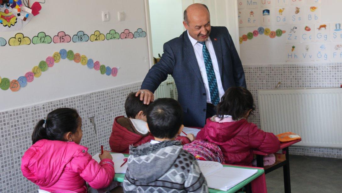 İl Millî Eğitim Müdürümüz Hasan BAŞYİĞİT Okul Ziyaretlerine Karsak ve Eynegazi İlkokulu İle Devam Etti