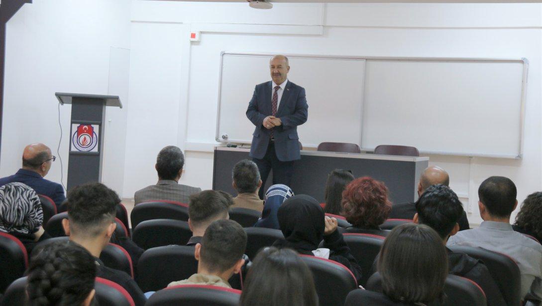 Atatürk Anadolu Lisesinde Konferans Salonunun Açılışı Yapıldı