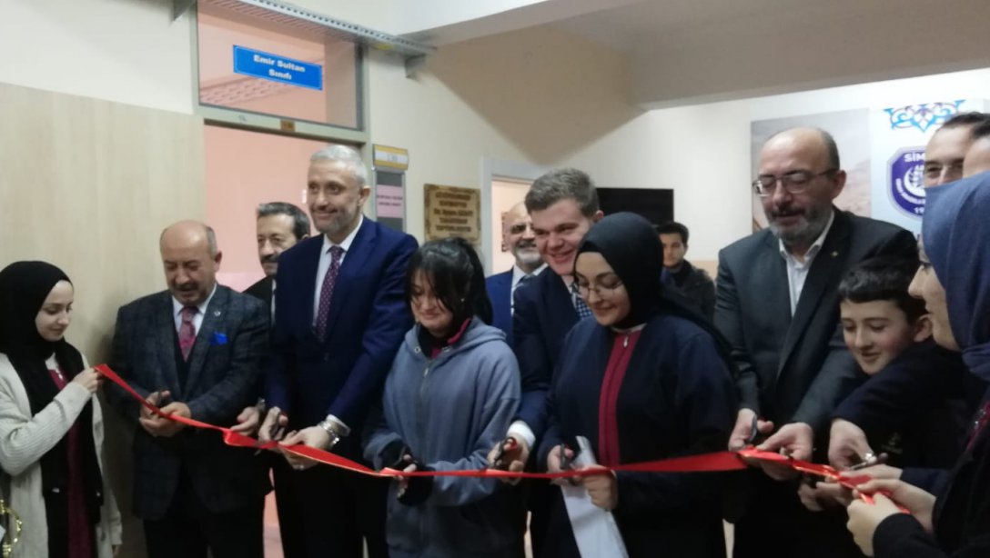 Simav Anadolu İmam Hatip Lisesinde Kütüphane Açılışı Gerçekleştirildi