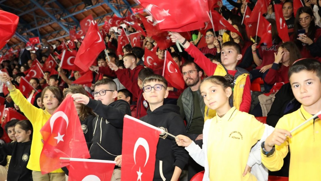 Türkiye Cumhuriyeti'nin 100. Yılı Coşkuyla Kutlandı