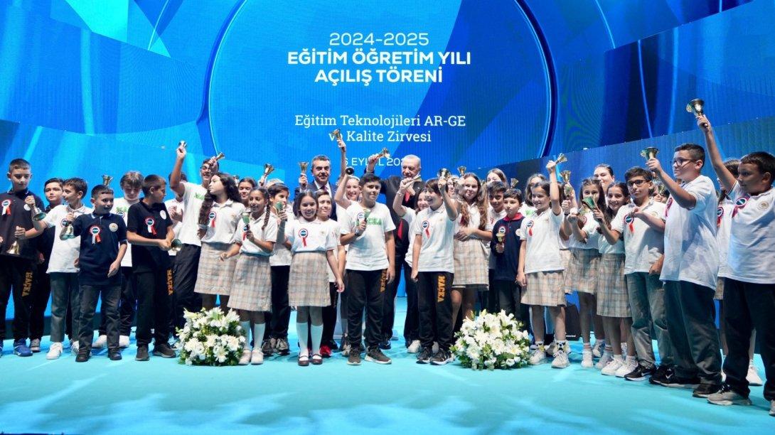 Cumhurbaşkanı ERDOĞAN Ve Bakan TEKİN, 2024-2025 Eğitim Öğretim Yılı Açılış Töreni Ve ETAK 24 Zirvesi'ne Katıldı