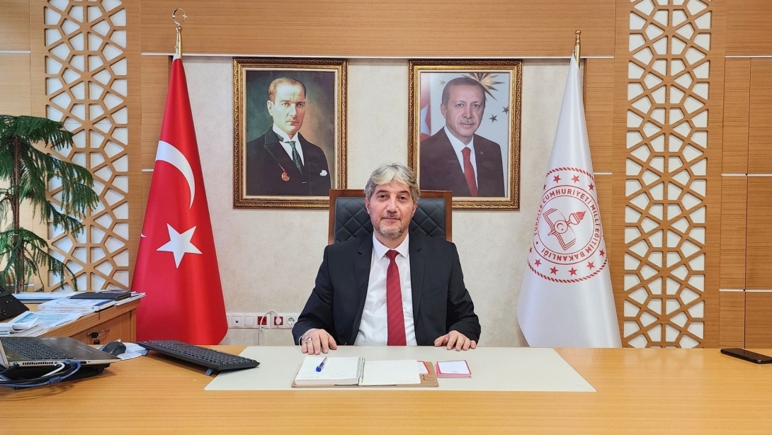 İl Millî Eğitim Müdürümüz Mustafa YILMAZ'ın 2024-2025 Eğitim Öğretim Yılı Karne Mesajı