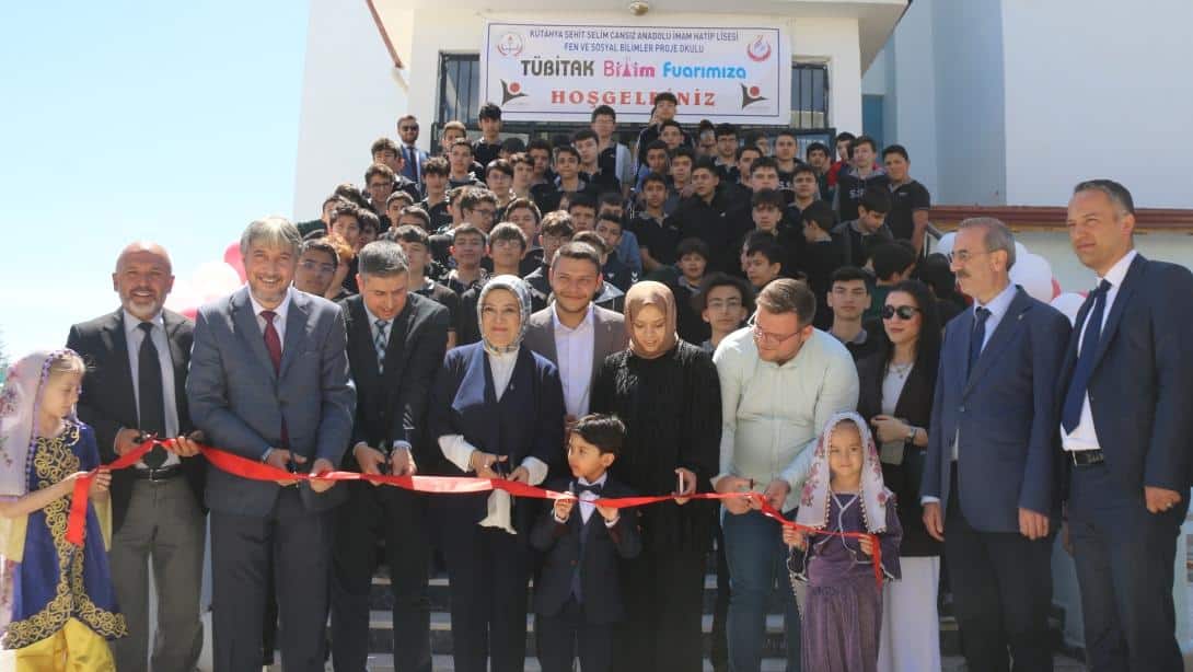 Şehit Selim Cansız AİHL'de TÜBİTAK 4006 Bilim Fuarı Açılışı Gerçekleştirildi