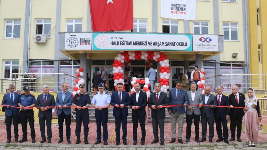 Hayat Boyu Öğrenme Haftası Açılış Programı Düzenlendi