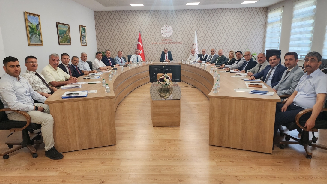 Kütahya'da İlçe Millî Eğitim Müdürleri Sene Sonu Değerlendirme Toplantısı Gerçekleştirildi